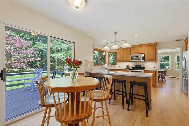 164 Granite St, Medfield, MA 02052