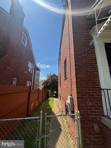 26 MILMARSON PL NW, Washington, DC 20011