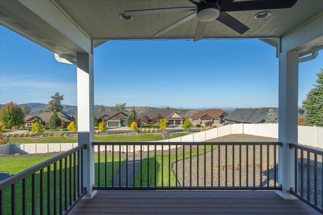 2706 W Howesdale Rd, Spokane, WA 99208