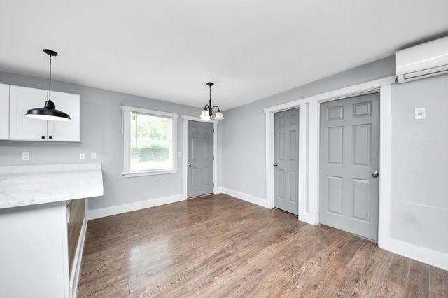 5738 Kenilwood Drive, Houston, TX 77033