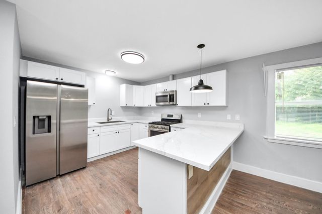 5738 Kenilwood Drive, Houston, TX 77033