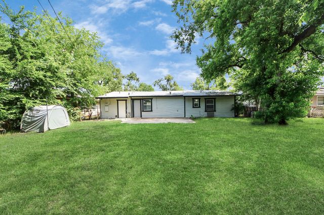 5738 Kenilwood Drive, Houston, TX 77033