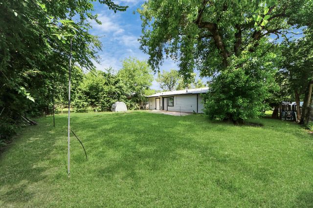 5738 Kenilwood Drive, Houston, TX 77033