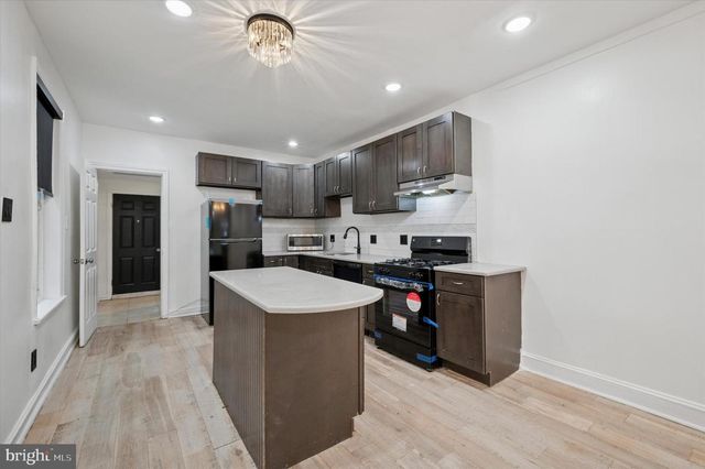 1828 N 27TH ST, Philadelphia, PA 19121