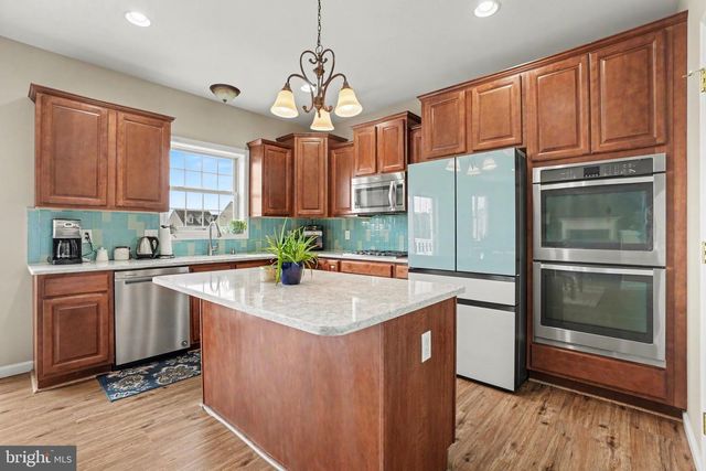 312 BRADDOCK DR, Etters, PA 17319