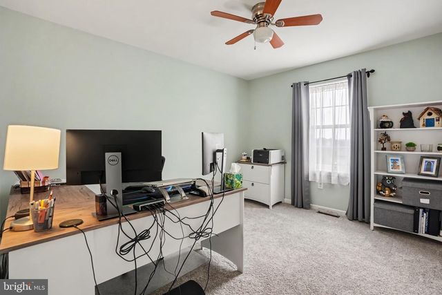 312 BRADDOCK DR, Etters, PA 17319