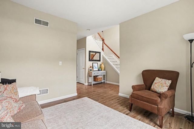 312 BRADDOCK DR, Etters, PA 17319