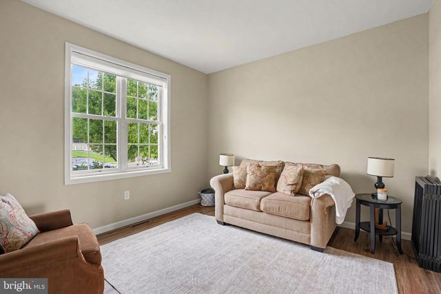 312 BRADDOCK DR, Etters, PA 17319