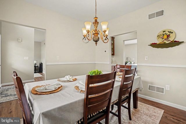 312 BRADDOCK DR, Etters, PA 17319