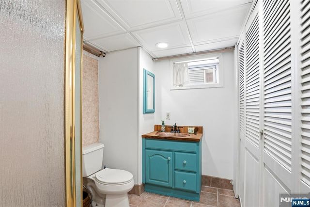 501 Chase Avenue, Lyndhurst, NJ 07071