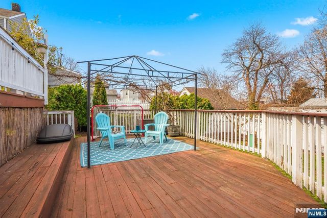 501 Chase Avenue, Lyndhurst, NJ 07071
