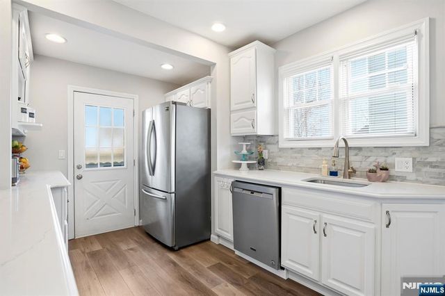 501 Chase Avenue, Lyndhurst, NJ 07071