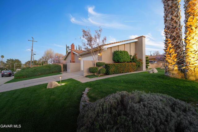 41240 47th Street West, Quartz Hill, CA 93536