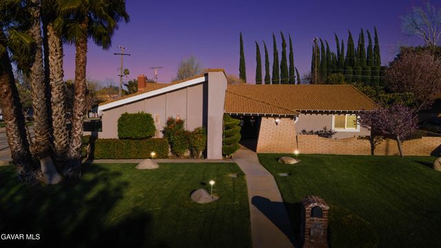 41240 47th Street West, Quartz Hill, CA 93536
