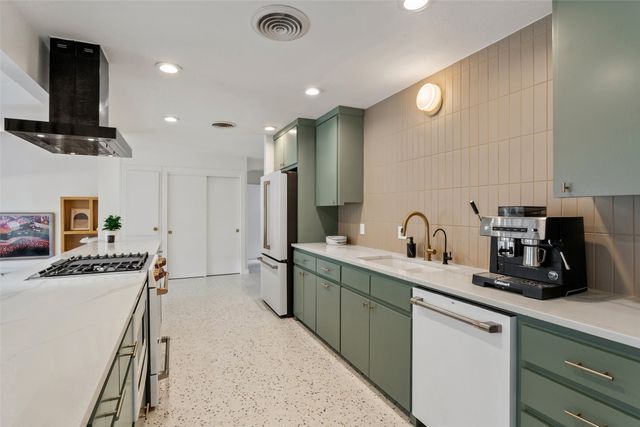 2606 Birdcreek Drive, Temple, TX 76502