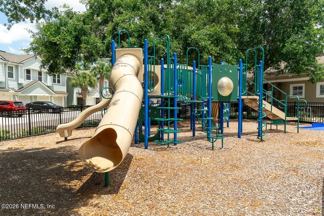 7047 DEER LODGE Circle 108, Jacksonville, FL 32256