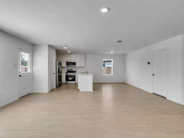 31404 Pratola Serra Cir, Huffman, TX 77336