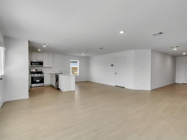 31404 Pratola Serra Cir, Huffman, TX 77336