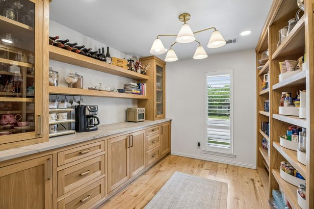 6418 Malcolm Drive, Dallas, TX 75214