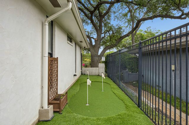 6418 Malcolm Drive, Dallas, TX 75214