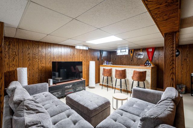 2204 Savoy CIRCLE, Racine, WI 53404
