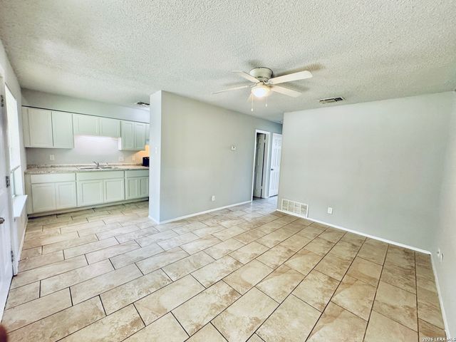 1417 W OLMOS DR, San Antonio, TX 78201