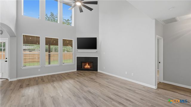 828 Fair Lane, New Braunfels, TX 78130