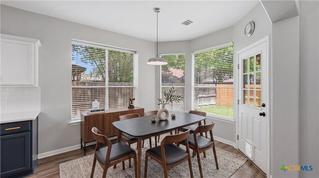 828 Fair Lane, New Braunfels, TX 78130