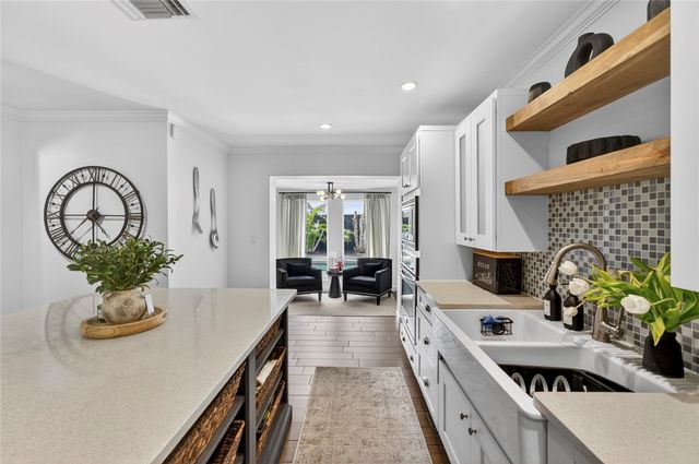 600 Honeysuckle Lane, Vero Beach, FL 32963