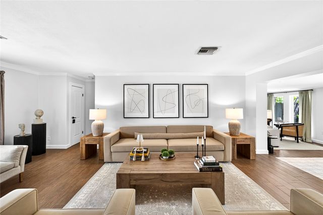 600 Honeysuckle Lane, Vero Beach, FL 32963