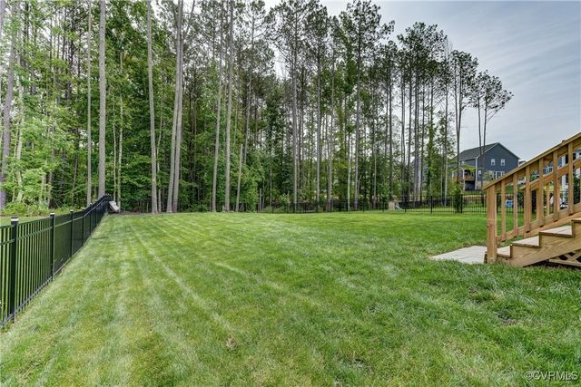 18342 Magnolia Run Ln, Moseley, VA 23120