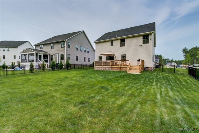 18342 Magnolia Run Ln, Moseley, VA 23120