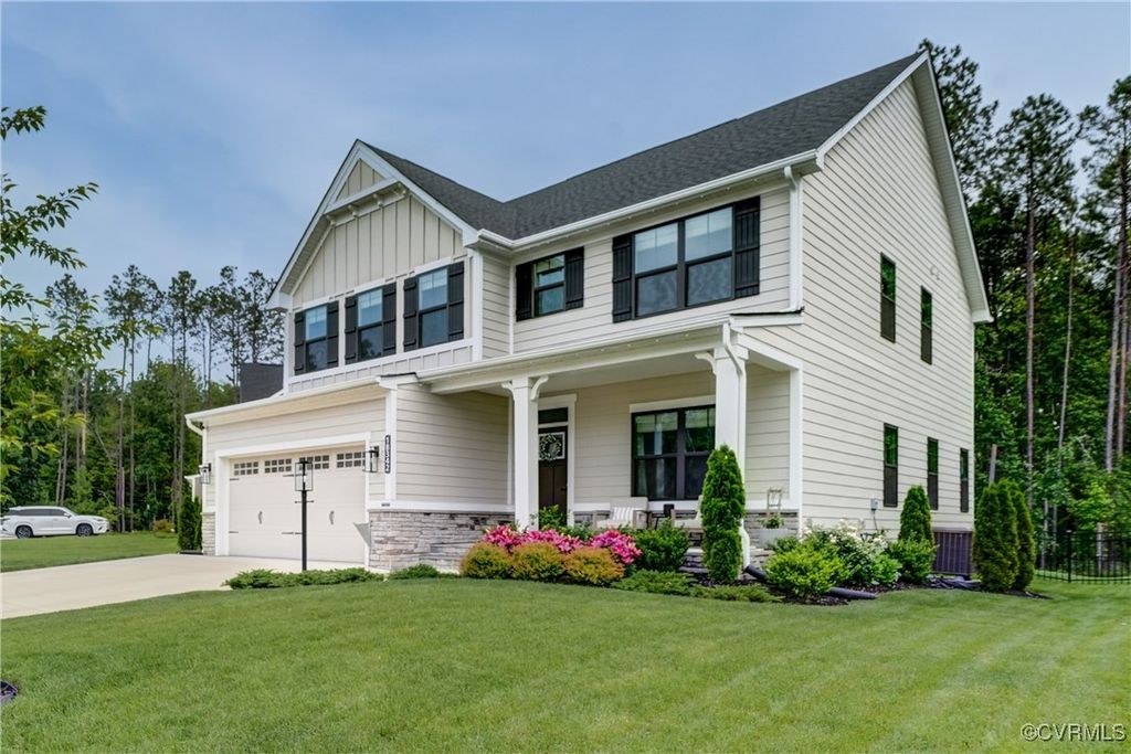 18342 Magnolia Run Ln, Moseley, VA 23120