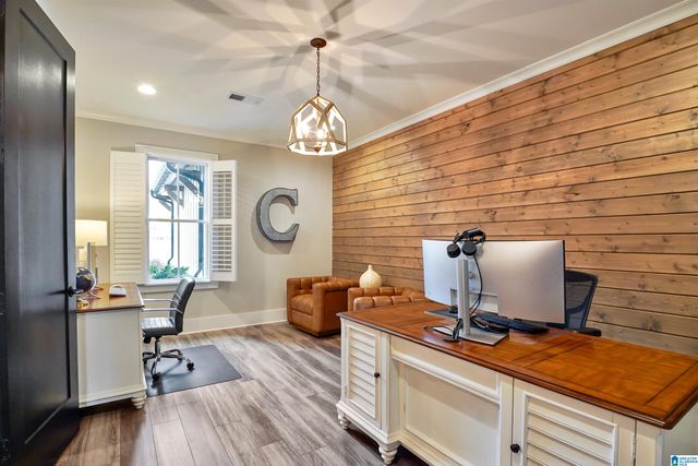 1000 EVERETT CIRCLE, Hoover, AL 35244