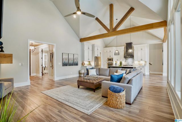 1000 EVERETT CIRCLE, Hoover, AL 35244