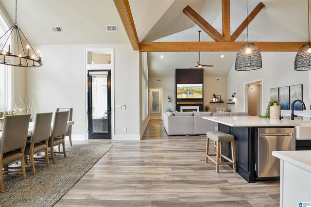 1000 EVERETT CIRCLE, Hoover, AL 35244