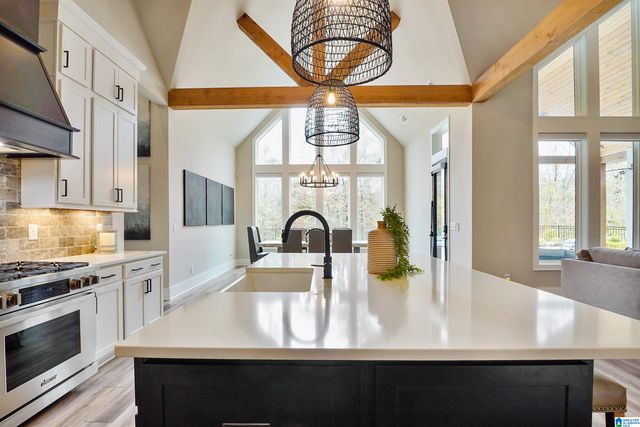 1000 EVERETT CIRCLE, Hoover, AL 35244