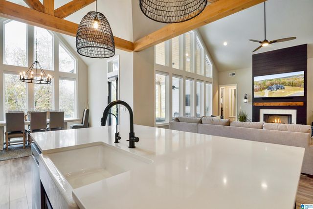 1000 EVERETT CIRCLE, Hoover, AL 35244