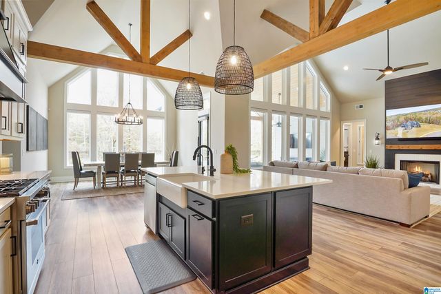 1000 EVERETT CIRCLE, Hoover, AL 35244