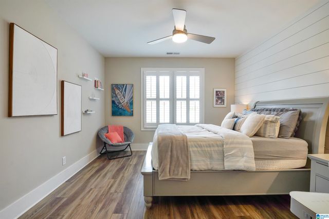 1000 EVERETT CIRCLE, Hoover, AL 35244