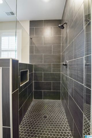 1000 EVERETT CIRCLE, Hoover, AL 35244