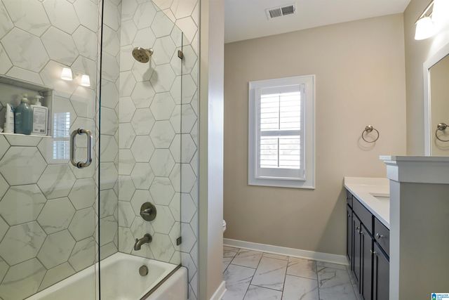 1000 EVERETT CIRCLE, Hoover, AL 35244