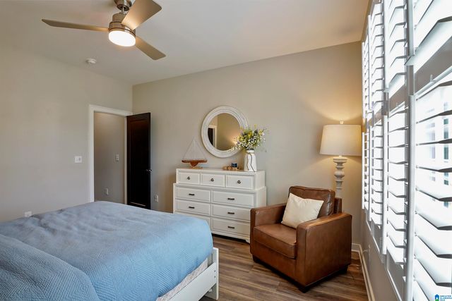 1000 EVERETT CIRCLE, Hoover, AL 35244