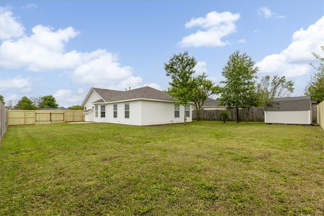 1009 Flynt Street, Siloam Springs, AR 72761