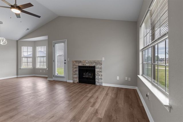 1009 Flynt Street, Siloam Springs, AR 72761