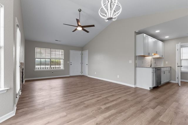 1009 Flynt Street, Siloam Springs, AR 72761