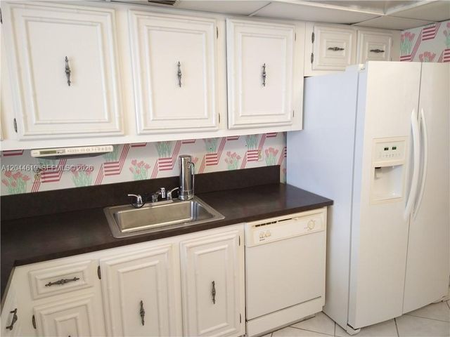601 Three Islands Boulevard 517, Hallandale Beach, FL 33009