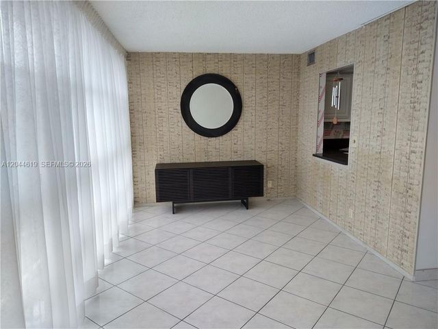 601 Three Islands Boulevard 517, Hallandale Beach, FL 33009