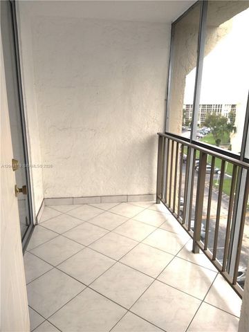 601 Three Islands Boulevard 517, Hallandale Beach, FL 33009