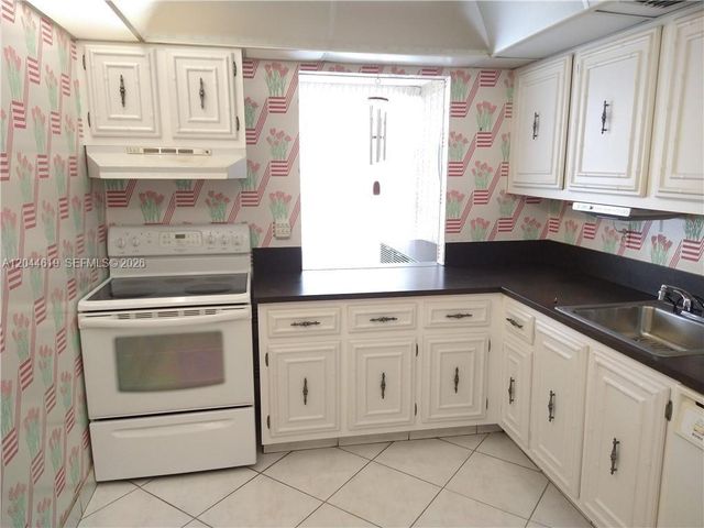601 Three Islands Boulevard 517, Hallandale Beach, FL 33009